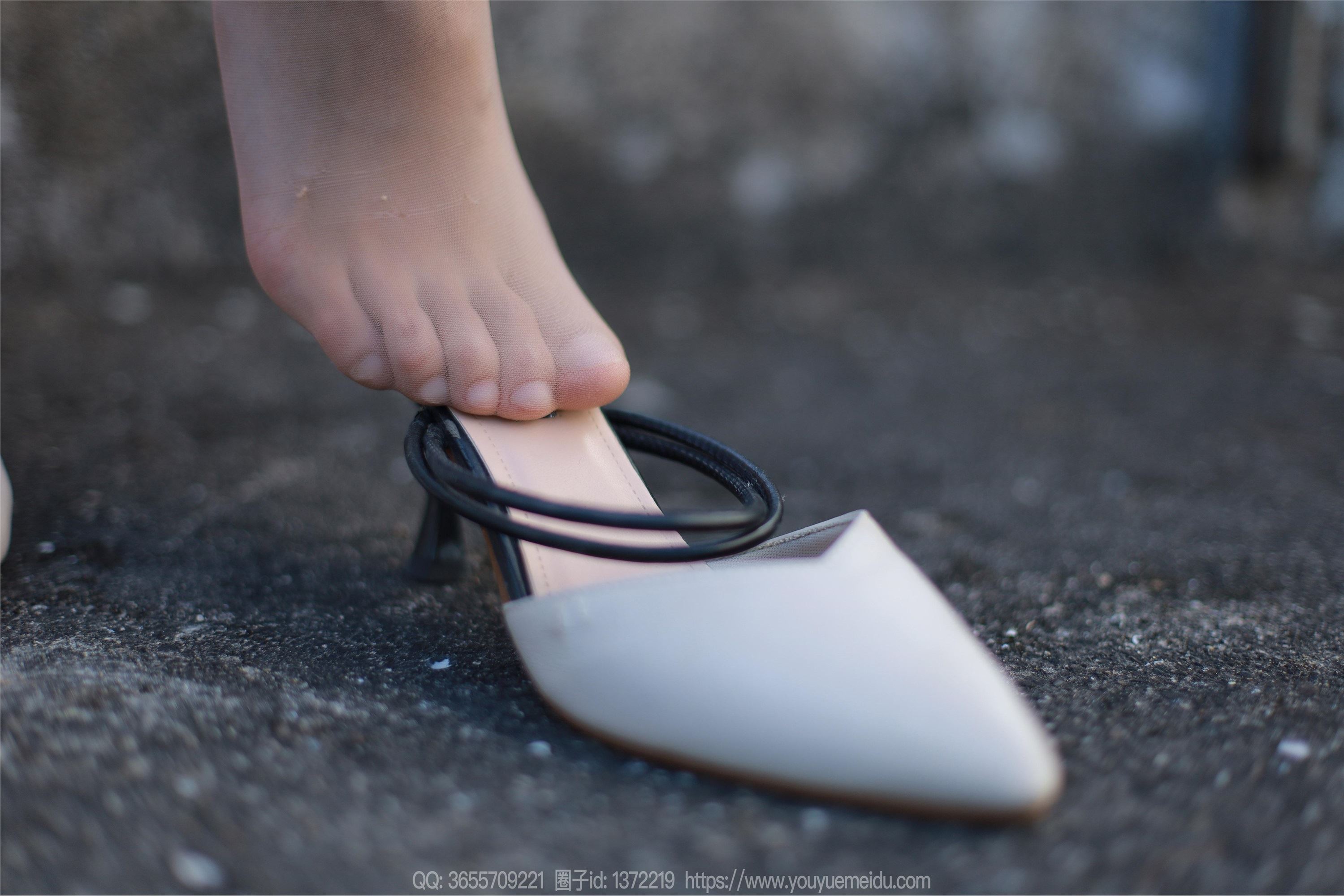 IESS异思趣向  2023.12.13 丝享家 1610 小宝《雪白的毛衣》